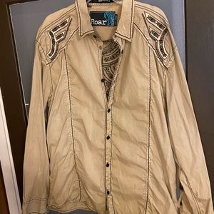 Men’s Roar Long Sleeve shirt